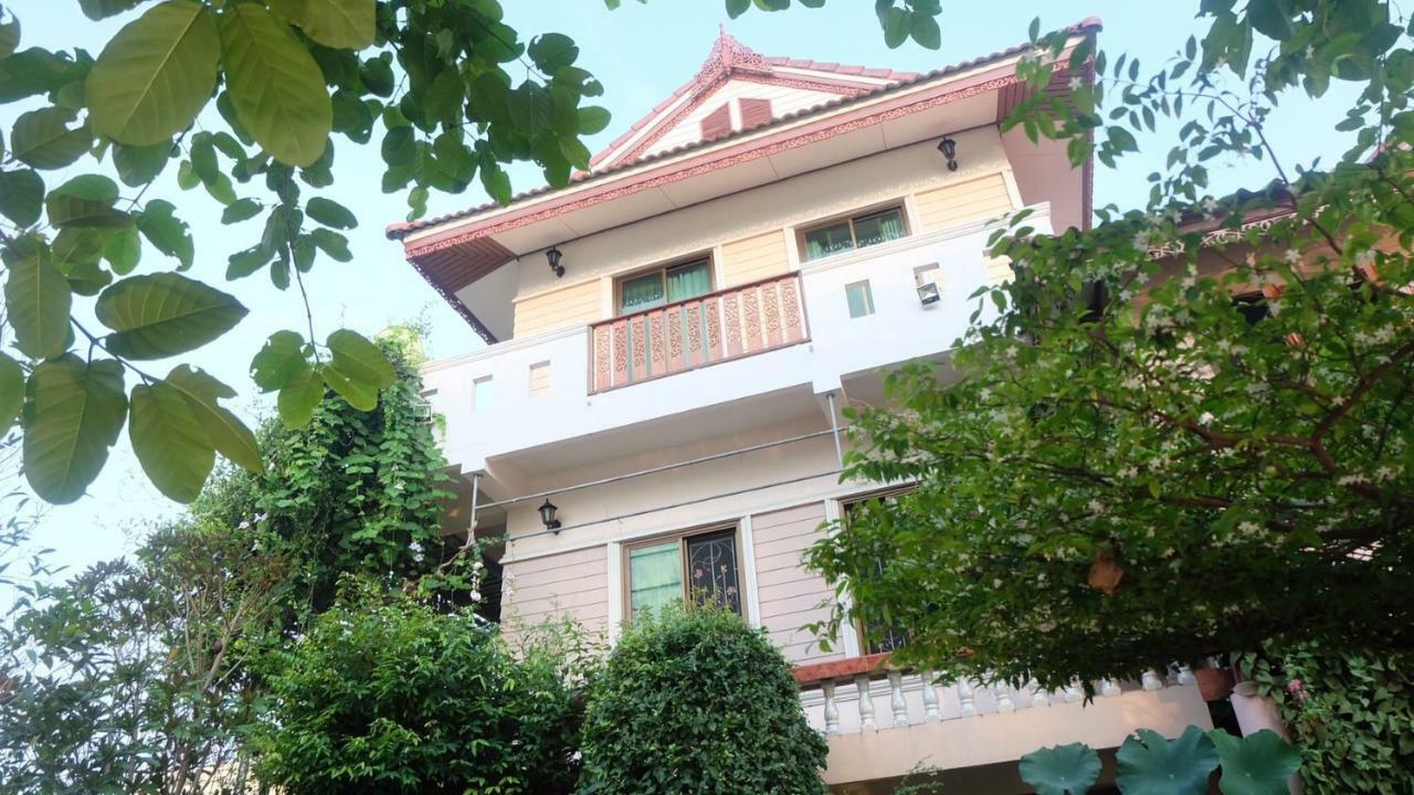 Loy Manee House Bed & Breakfast Phra Nakhon Si Ayutthaya Luaran gambar